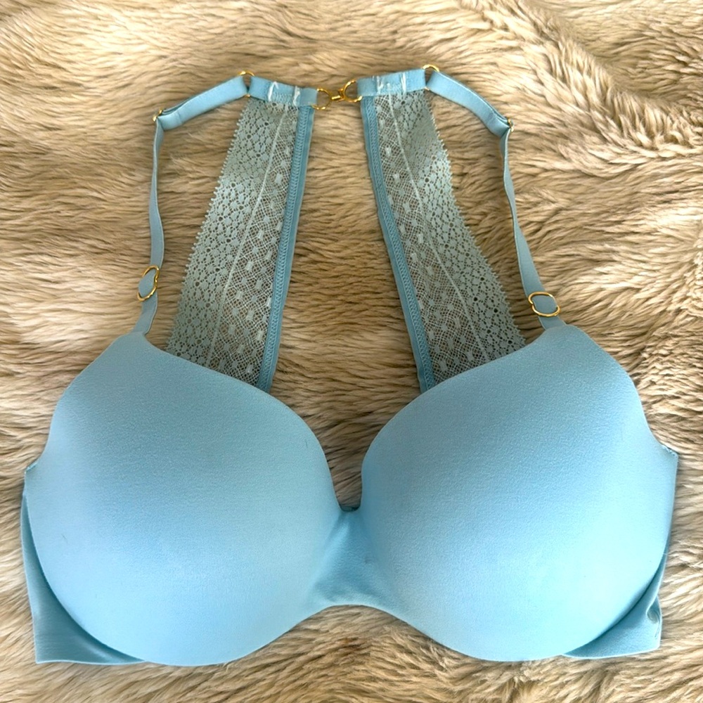 Victoria’s Secret Incredible Racer Back Bra